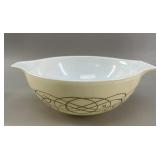 Pyrex Ivory & Gold Scroll Mixing Bowl #444