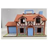 Fisher Price English Cottage Play House