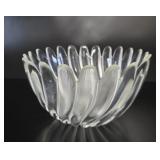 MCM Mikasa Walther Glas Frosted Petal Bowl