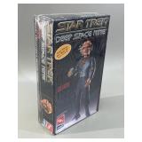 1995 AMT/ERTL Star Trek DS9 Quark Vinyl Model Kit