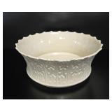 Lenox Vintage Ivory Acanthus Leaf Scalloped Bowl