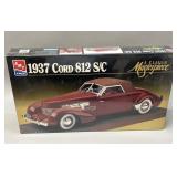 AMT Ertl 1937 Cord 812 S/C 1:12 Model Kit