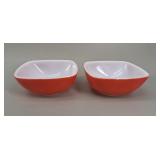 Vintage Pyrex Red 410 10-Ounce Bowls, Pair