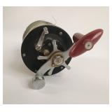 L.M. Dickson Model 9557 Baitcasting Reel