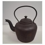 T. Sheldon & Co. Antique Cast Iron Kettle