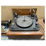 Garrard RC 88/4 Turntable - Powers On