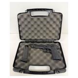 Beretta 92FS 9mm Pistol with Case