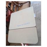 Drop-Leaf Table with Metal Legs