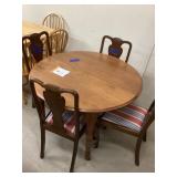 Wooden Round Expandable Table (4) chairs