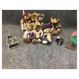 Boydï¿½s Bears & Friend Bears