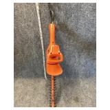 BLACK & DECKER HEDGE TRIMMER