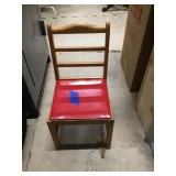 Vintage Childrenï¿½s Chair
