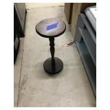 Pedestal Table