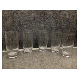 Drinking glassware