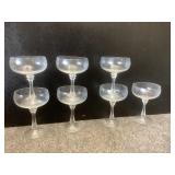 Drinking glassware
