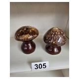 Hull Pottery Salt and Pepper Mushroom Drip Glaze