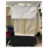 4 Waist Aprons that are Reversible, 3 White, 1