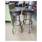 2 Barstools
