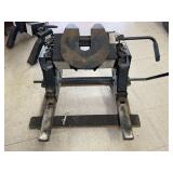 Reese Kwik-Slide Fifth Wheel Hitch