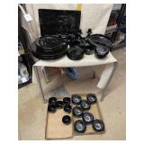 Black Set of Dishes- 4 Dinner Plates, 4 Side