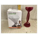 Curtis Stone Dual Measuring Cup and Chop & Mash