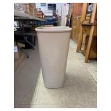 13 Gallon Kitchen Trash Can - no lid