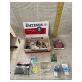 Emerson Cigar Box, Picture Hangars