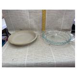 Pampered Chef Pie Plate, Pyrex Pie Plate