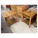 2 End Tables - approximately 23' x 27' x 23'