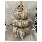 Pumpkin Stack Decoration