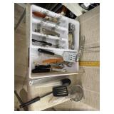 Expandable Drawer Organizer, Spatulas, Baster,