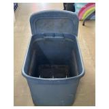Tote with Lid