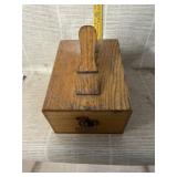 Griffin Shinemaster Wooden Box with Shoeshine