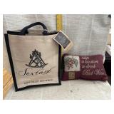 Wine Tote, Pillow