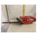 Black & Decker Hedge Trimmer