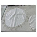 Round Tablecloth 26ï¿½ across, Rectangular Table