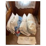 5 Pillows & Extra Pillowcase