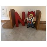 Huskers and Book Ends