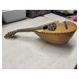 Bowl Back Mandolin