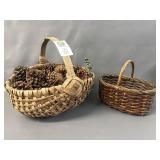 Wicker Baskets & Pinecones