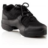 Capezio Shreet Shoes with Arch Support Size 9