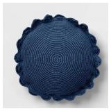 Round Crochet Polyester Throw Pillow with Scallope