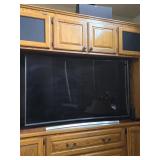 Samsung Large Curved Screen HD Tv w Stand