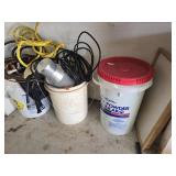 Leslie's Pool Shock Chlorine & Shop Lights