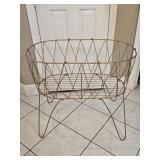 Modern Geometric Metal Wire Basket Side Table /