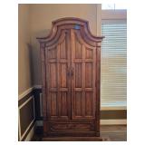 Traditional 80' Arched Wood Armoire / Wardrobe