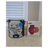 Mini Waffle Maker & Asian Floral Motif