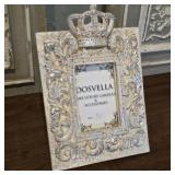 $125 Dosvella Luxury Crown Decorative Picture