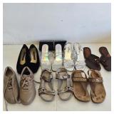 Random Lot of Shoes and a Purse 2nd Picture