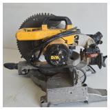 DeWalt 12' Compound Miter Saw